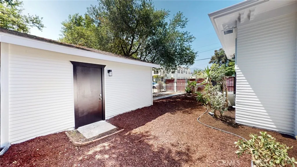 243 N Verdugo Road, Glendale, California 91206 home-pic-36